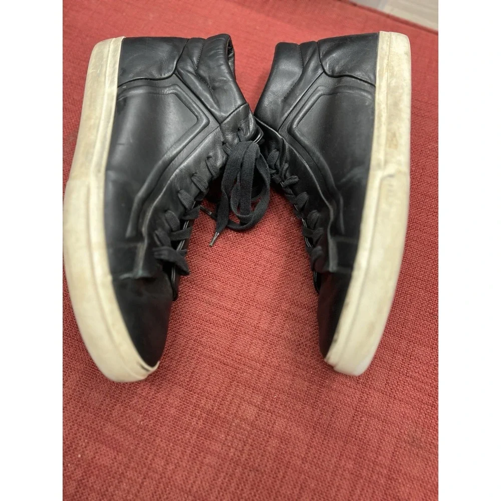 Vince fynn glove